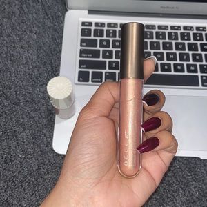 Becca liquid crystal lip topper glow gloss